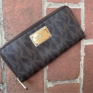 Michael Kors wallet brown pre-Loved